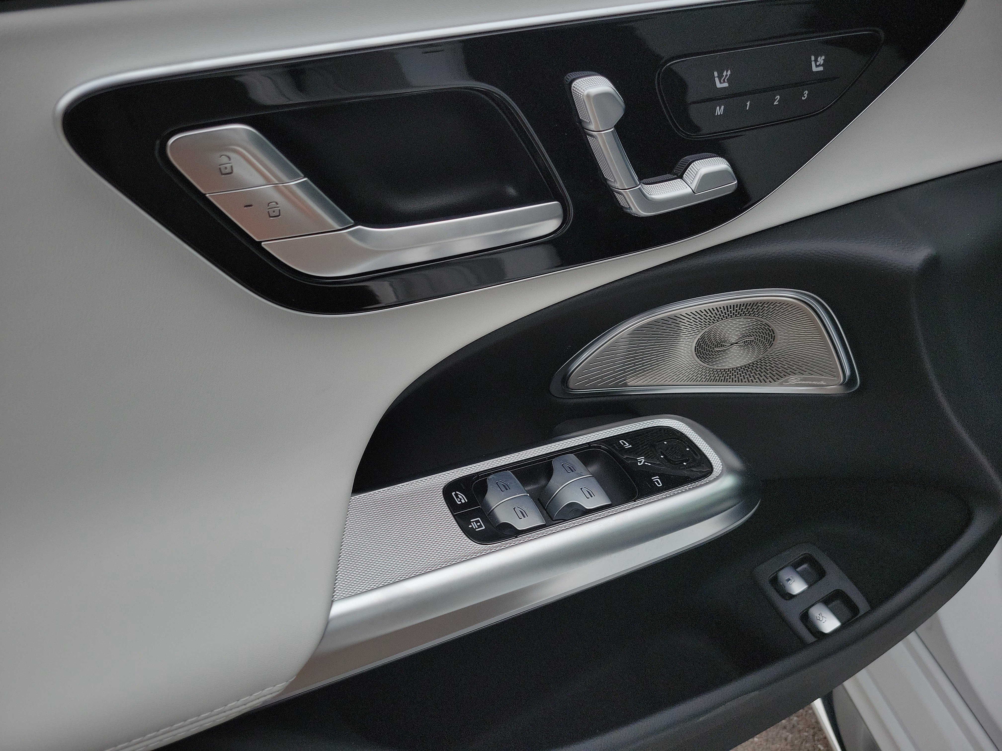 New 2026 Mercedes-Benz E 53 AMG e 4MATIC Sedan image 15