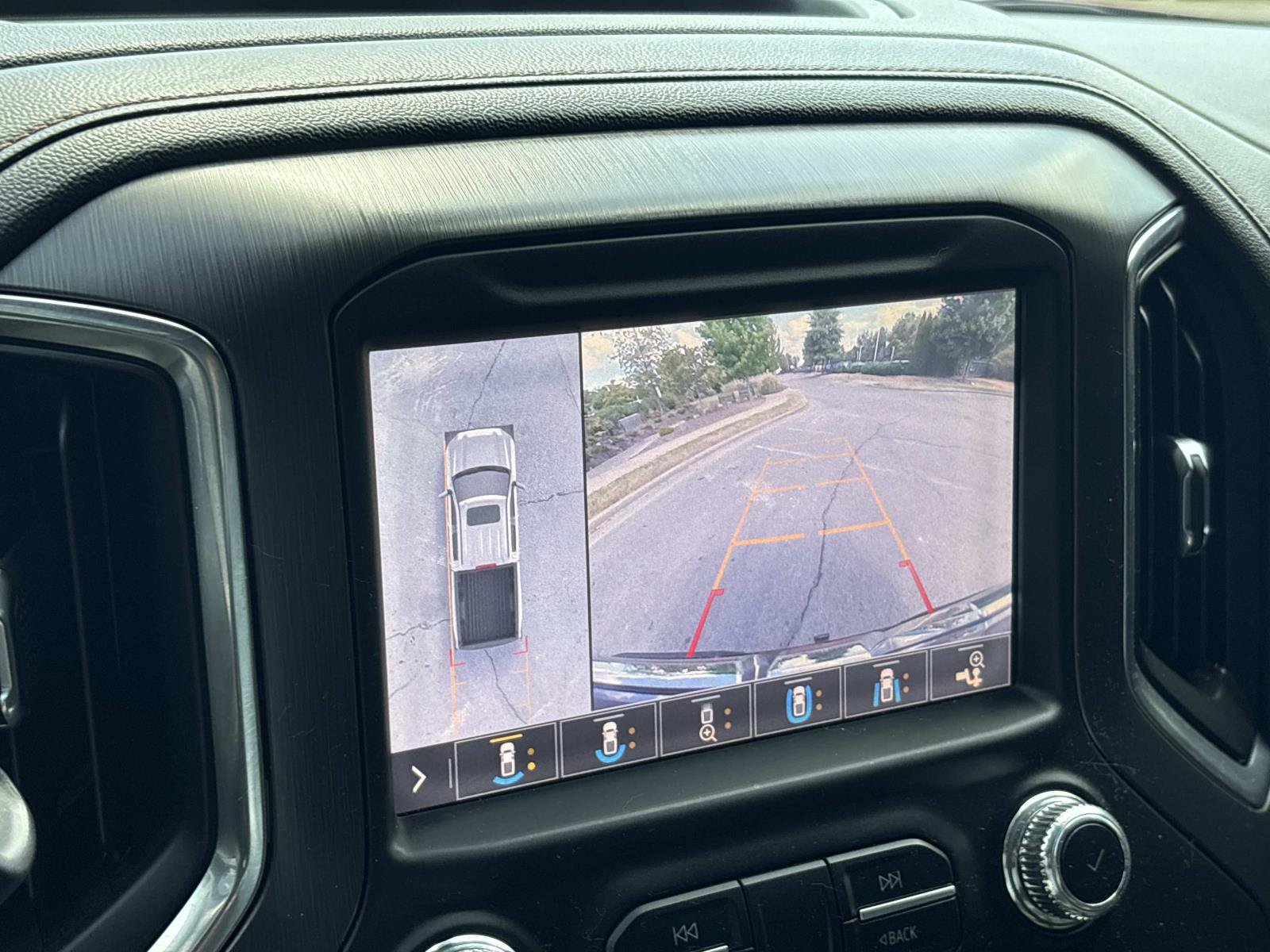 Used 2019 GMC Sierra 1500 AT4 w/ AT4 Premium Package AWD/4WD image 24
