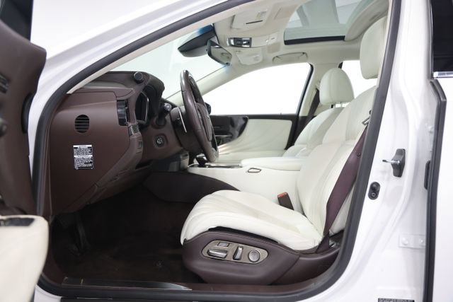 Used 2019 Lexus LS 500 AWD image 21