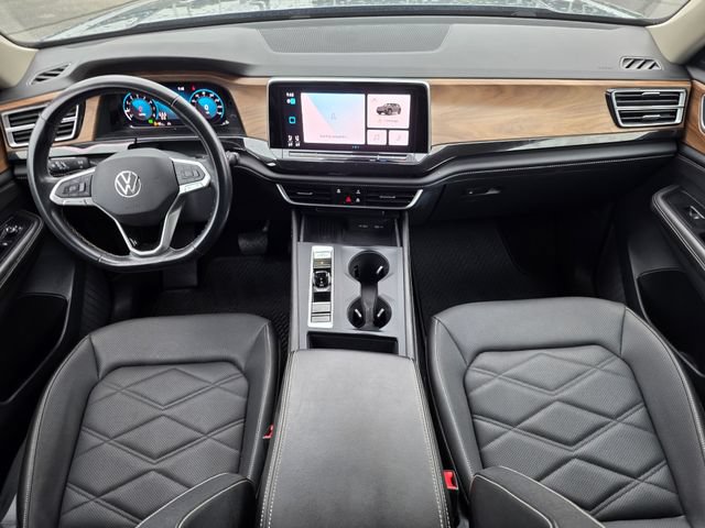 Used 2025 Volkswagen Atlas SE FWD image 36