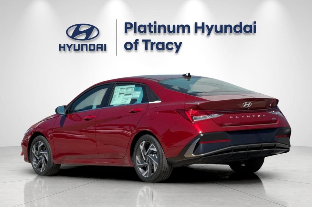 New 2026 Hyundai Elantra Limited FWD image 6