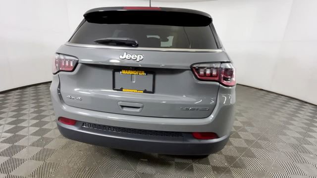 Used 2024 Jeep Compass Limited w/ Sun and Sound Group AWD/4WD image 5