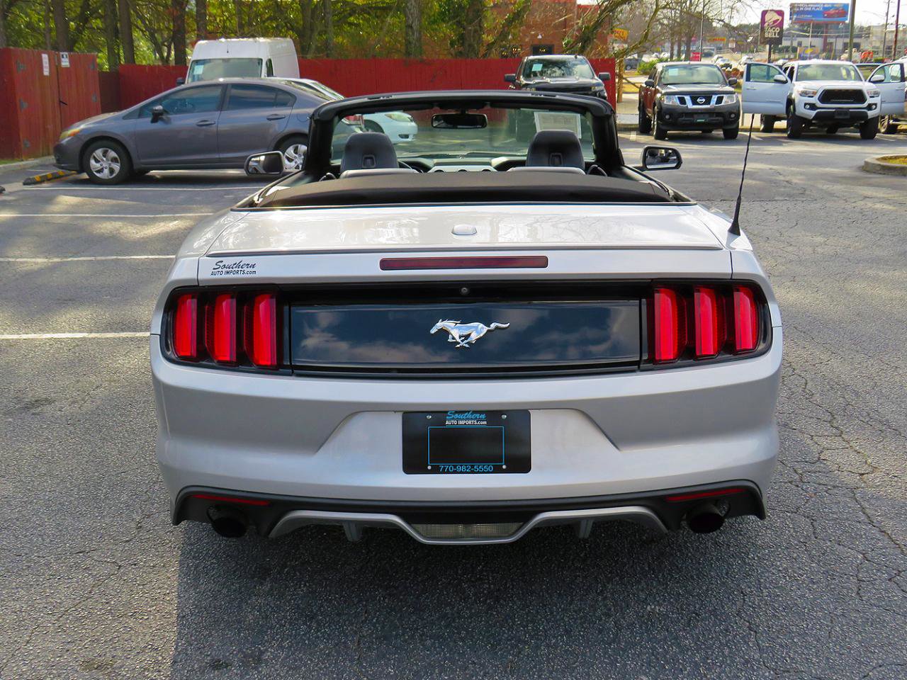 Used 2017 Ford Mustang Premium image 14
