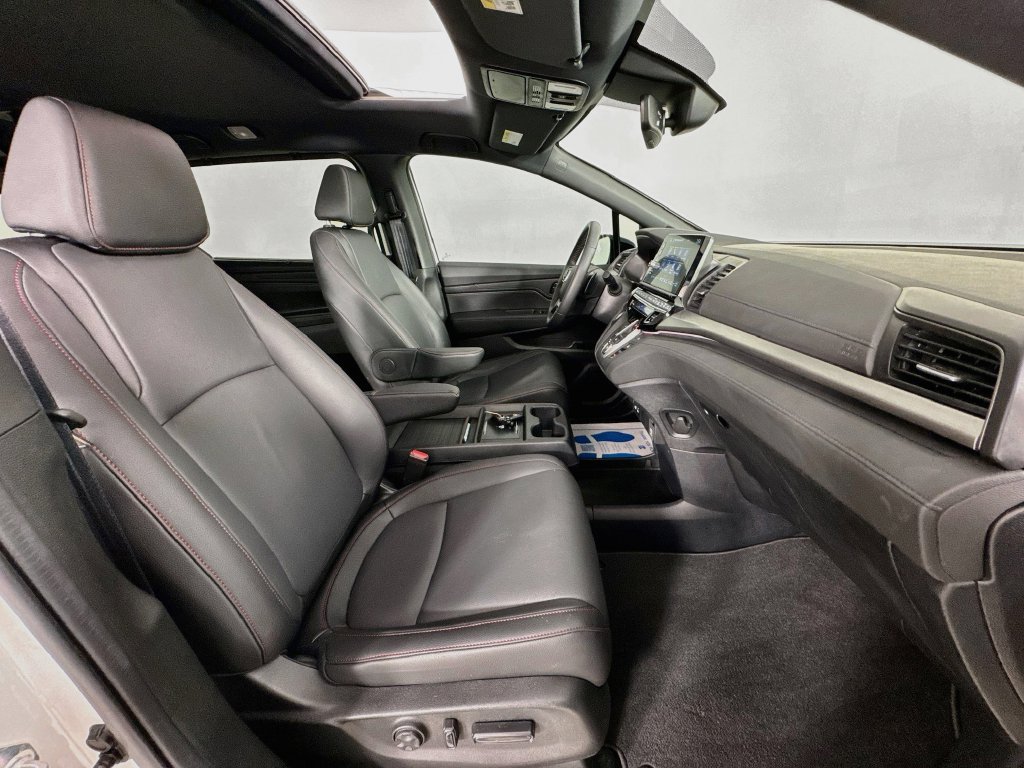 Certified 2026 Honda Odyssey Sport-L image 39