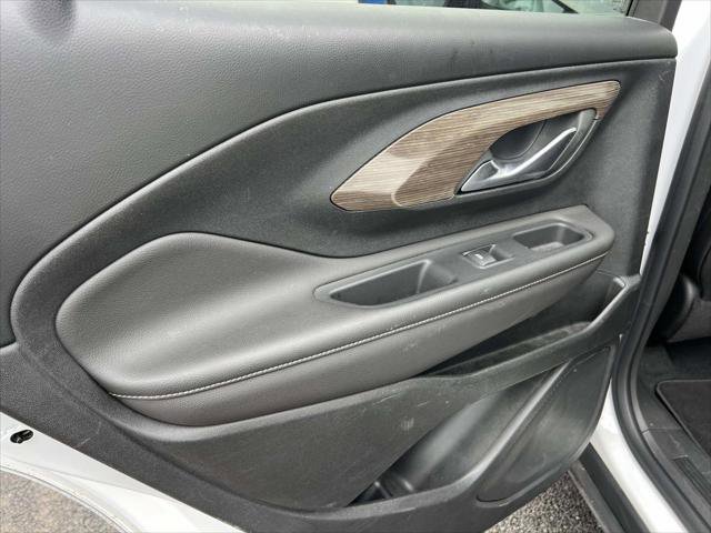 Used 2022 GMC Terrain Denali w/ Denali Premium Package AWD/4WD image 12