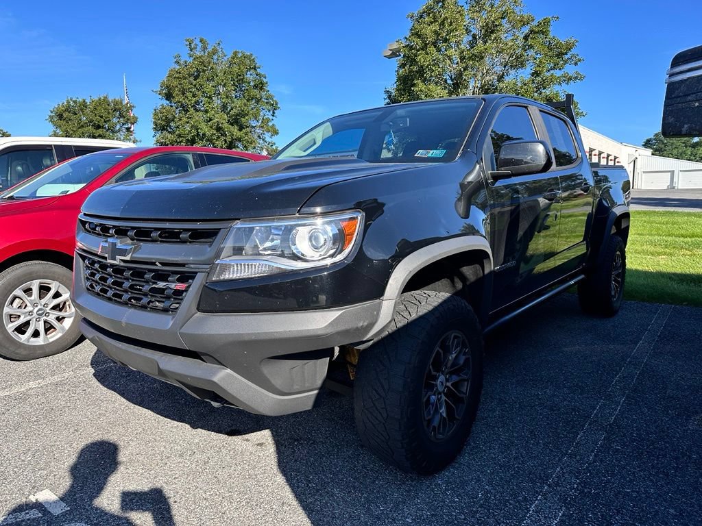 Used 2024 Chevrolet Silverado 1500 LT Trail Boss w/ Convenience Package II AWD/4WD image 2