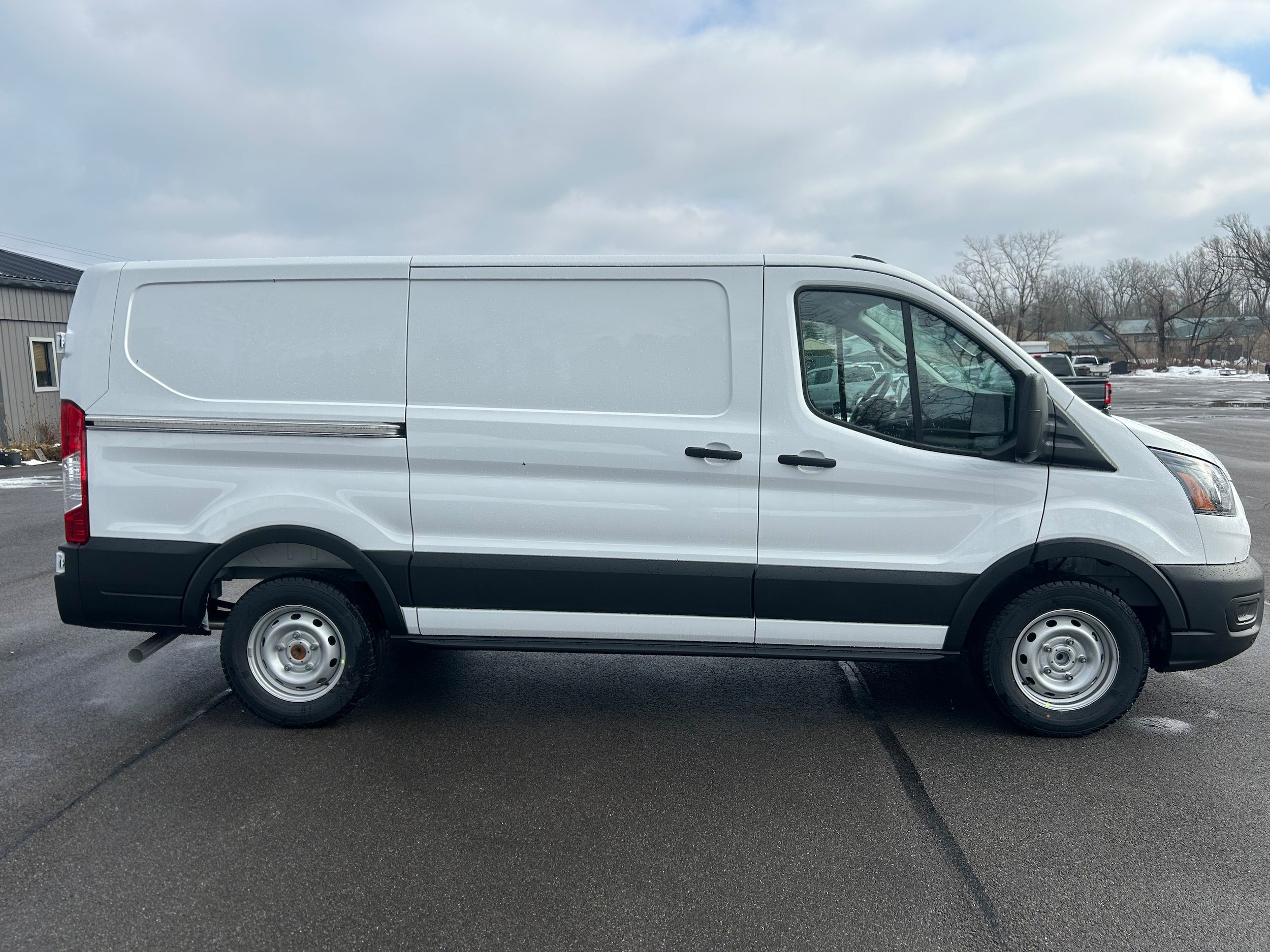 New 2026 Ford Transit 150 Low Roof RWD image 5