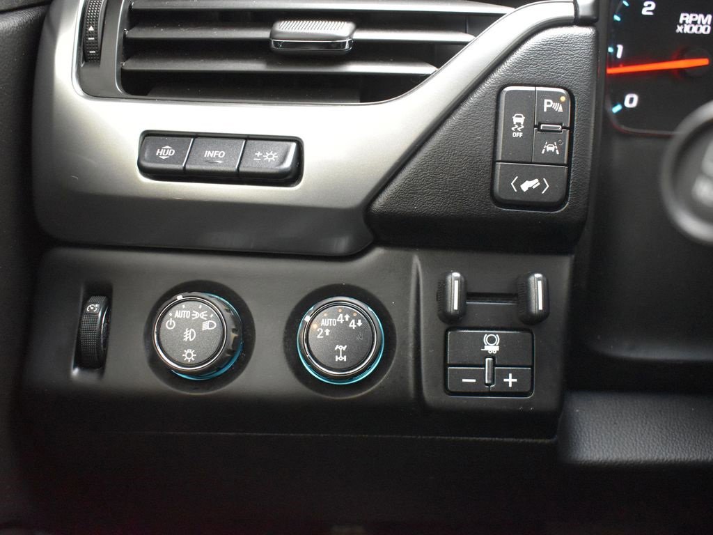 Used 2019 Chevrolet Suburban Premier image 21