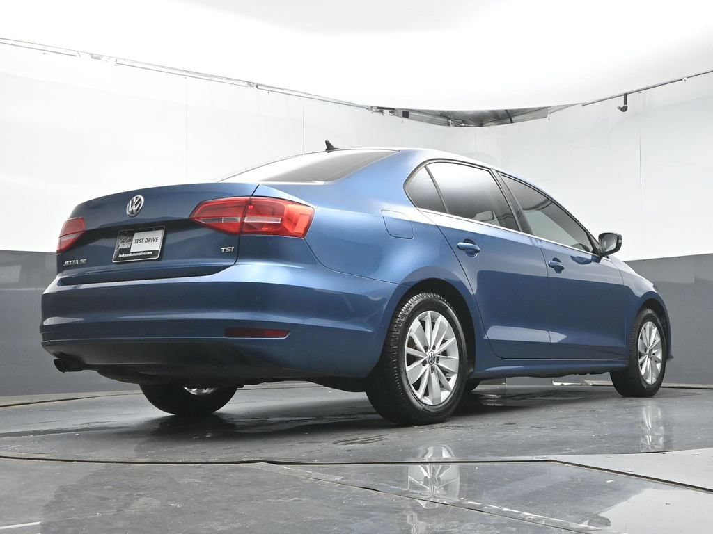 Used 2015 Volkswagen Jetta SE FWD image 37