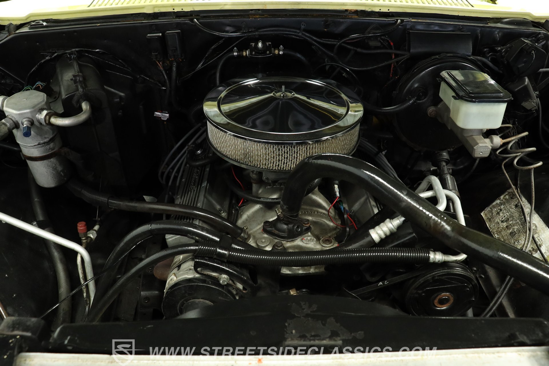 Used 1987 Chevrolet Silverado 1500 1500 RWD image 3