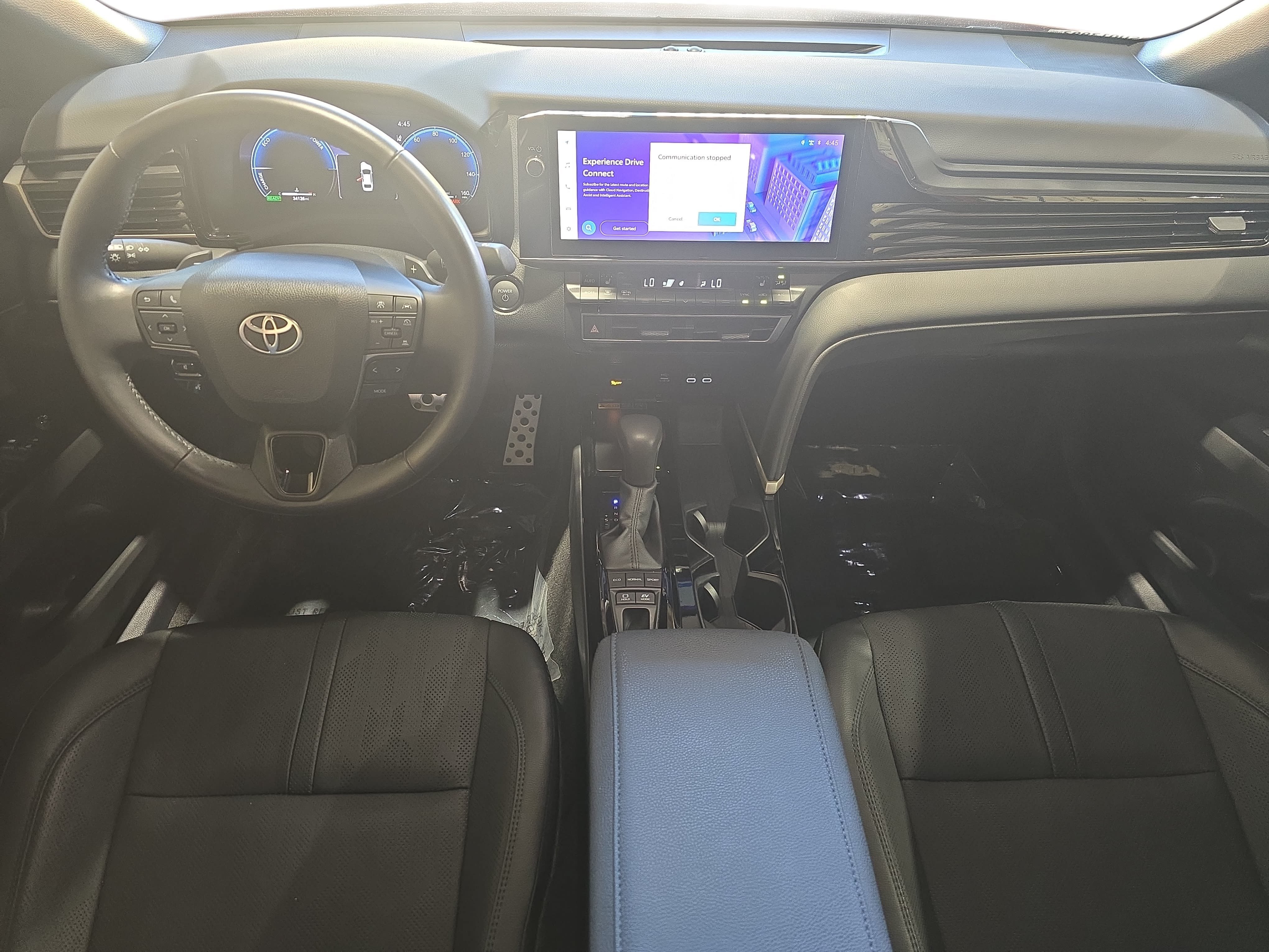 Used 2025 Toyota Camry XSE FWD image 9