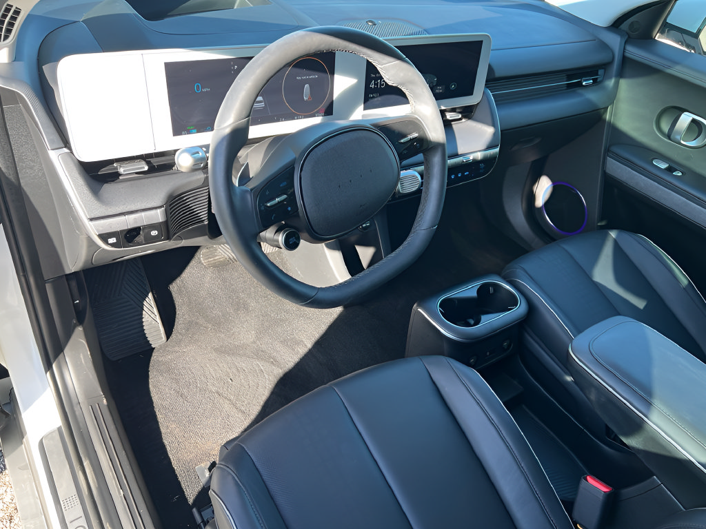 Used 2023 Hyundai Ioniq 5 Limited AWD/4WD image 18