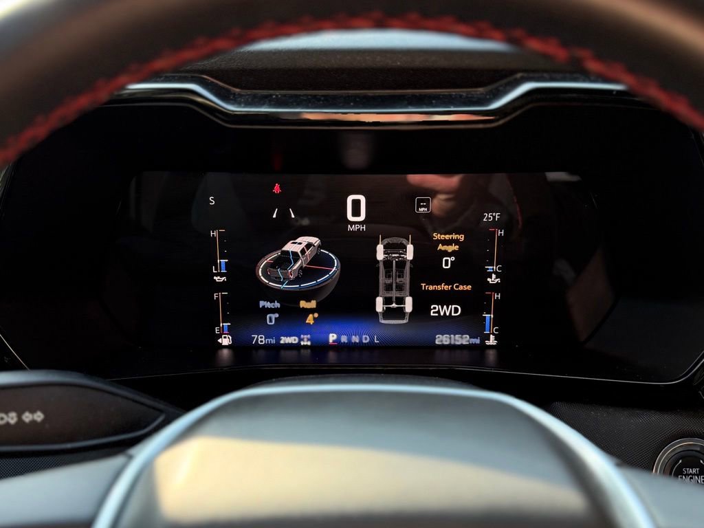 Used 2023 Chevrolet Colorado Z71 w/ Z71 Convenience Package 2 image 13