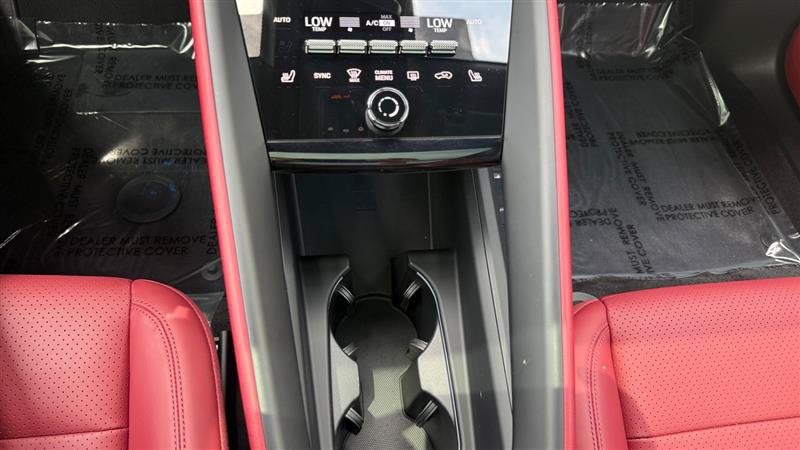 Used 2024 Porsche Macan 4 Electric AWD/4WD image 33