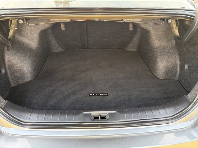Used 2024 Nissan Altima 2.5 SR FWD image 27