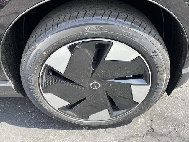 New 2026 Volvo EX30 Plus w/ Climate Package RWD image 11