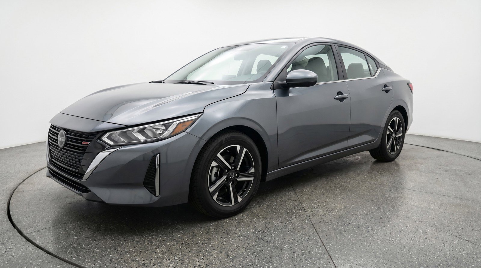 Used 2025 Nissan Sentra SV image 3