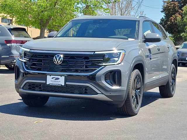 New 2026 Volkswagen Atlas Cross Sport SE AWD/4WD image 4