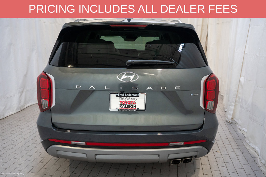 Used 2024 Hyundai Palisade Limited AWD/4WD image 4