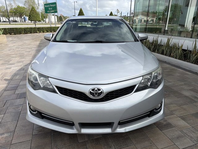 Used 2014 Toyota Camry SE w/ Fleet Convenience Package image 7