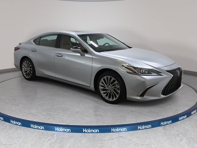 Used 2024 Lexus ES 300h w/ Technology Package FWD image 4