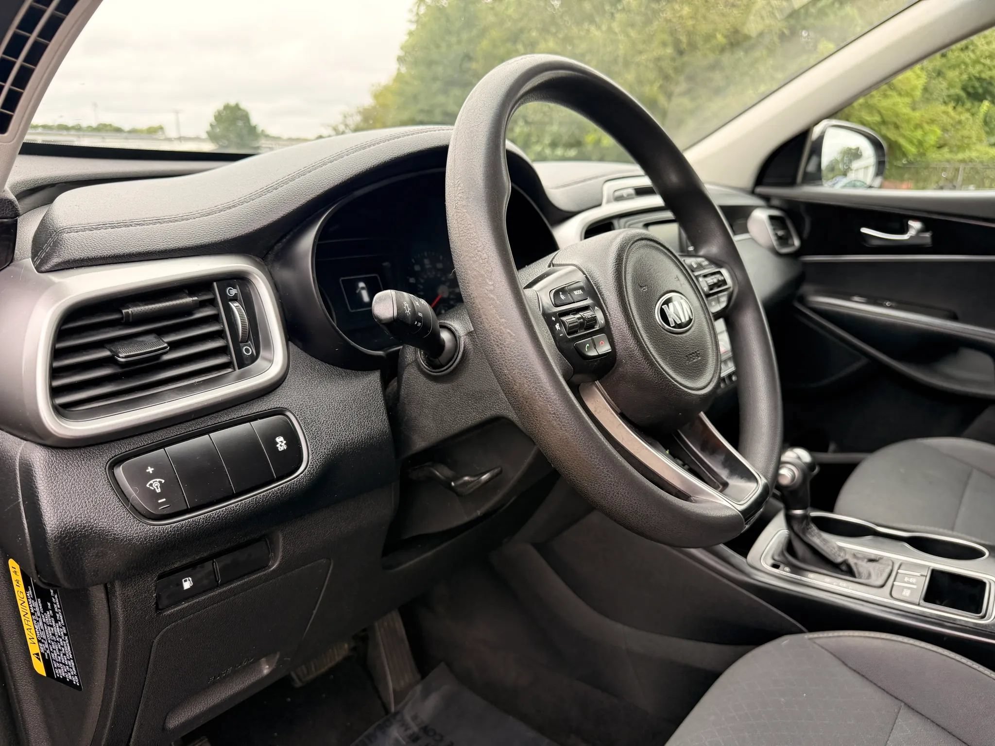 Used 2017 Kia Sorento AWD image 17