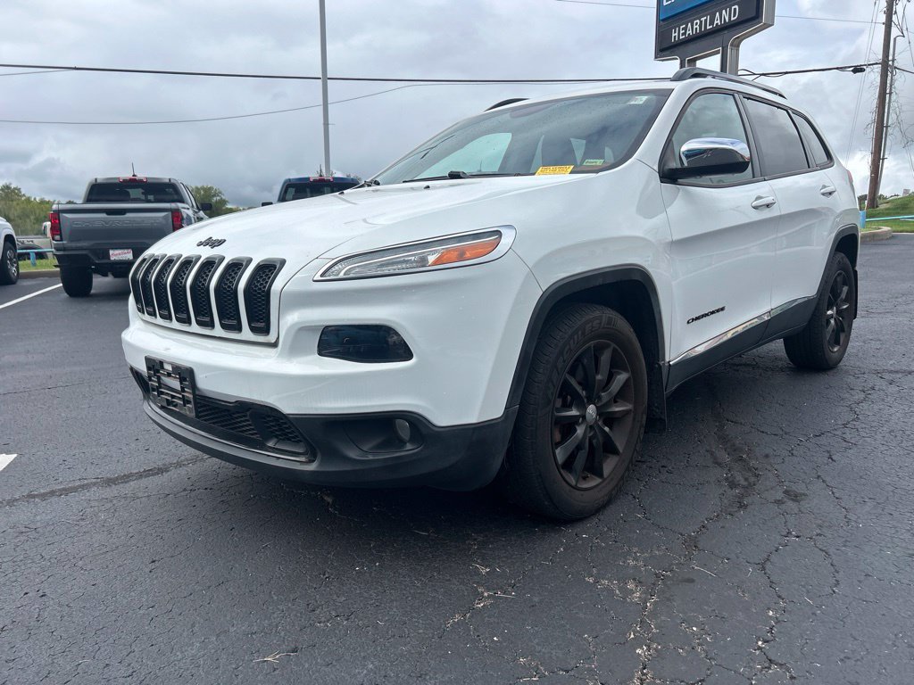 Used 2014 Jeep Cherokee Latitude w/ Comfort/Convenience Group