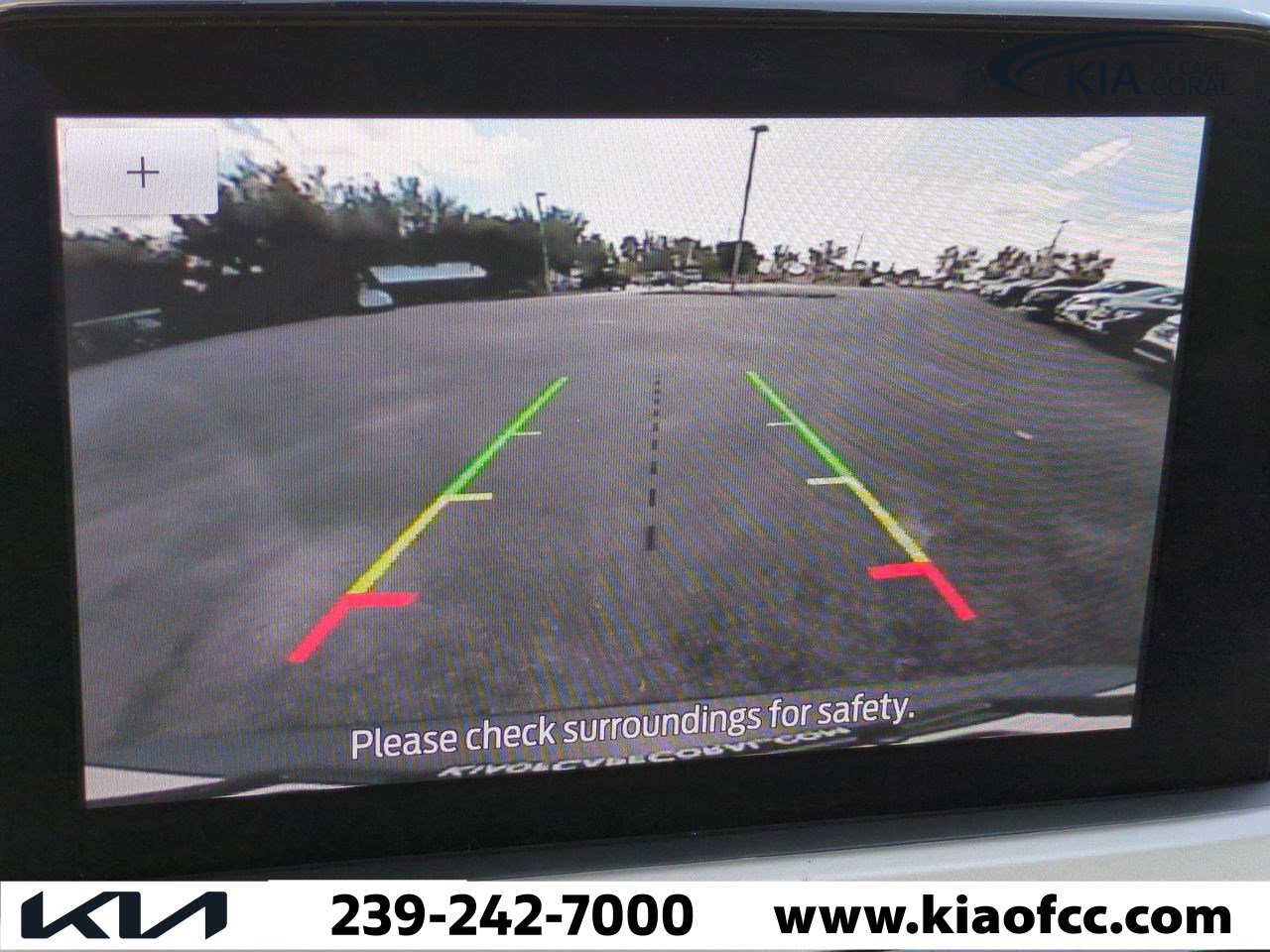 Used 2020 Ford Escape SE image 20