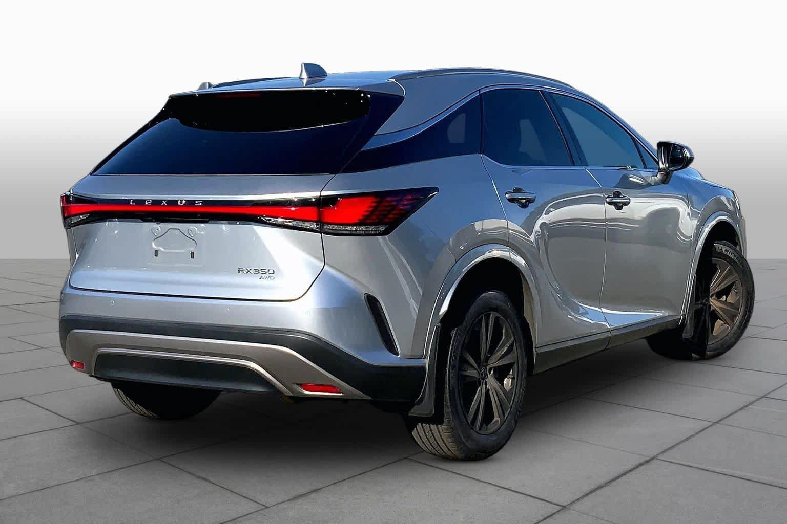 Used 2023 Lexus RX 350 Premium w/ Accessory Package AWD/4WD image 13