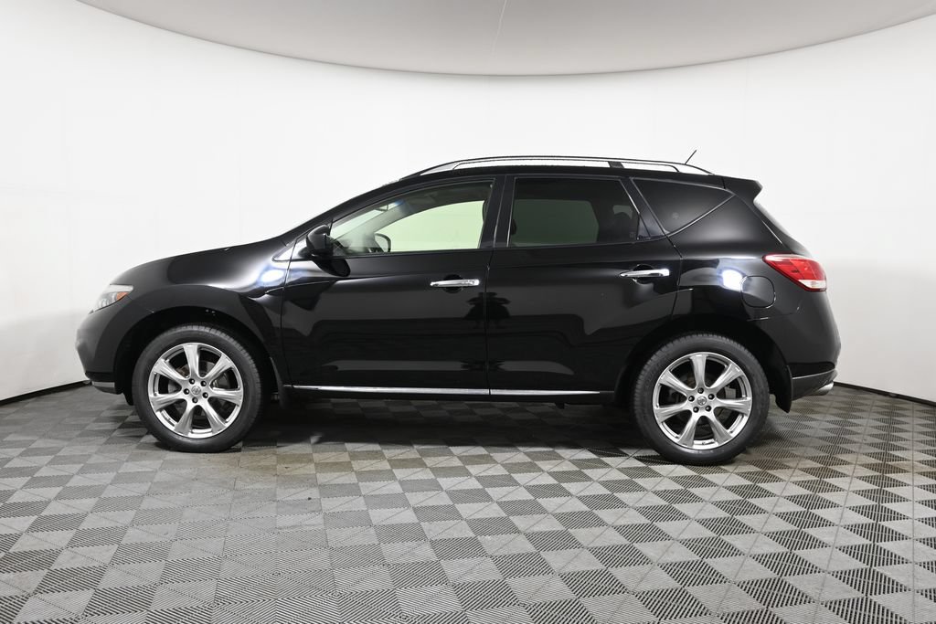 Used 2014 Nissan Murano LE w/ Platinum Edition Package AWD/4WD image 2
