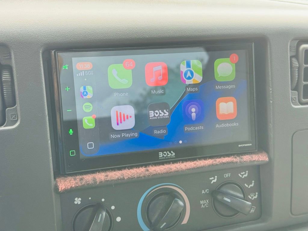 Used 2004 Ford F350 XL image 19