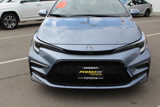 Certified 2025 Toyota Corolla SE FWD image 3