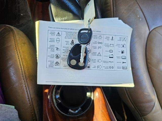 Used 2002 GMC Envoy SLT AWD/4WD image 21