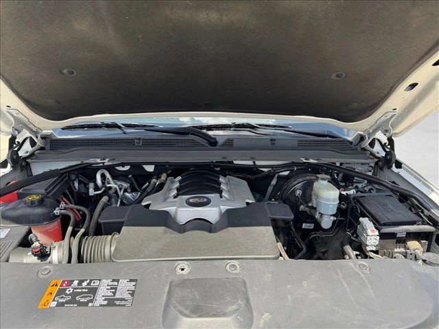 Used 2020 Cadillac Escalade Premium Luxury RWD image 26