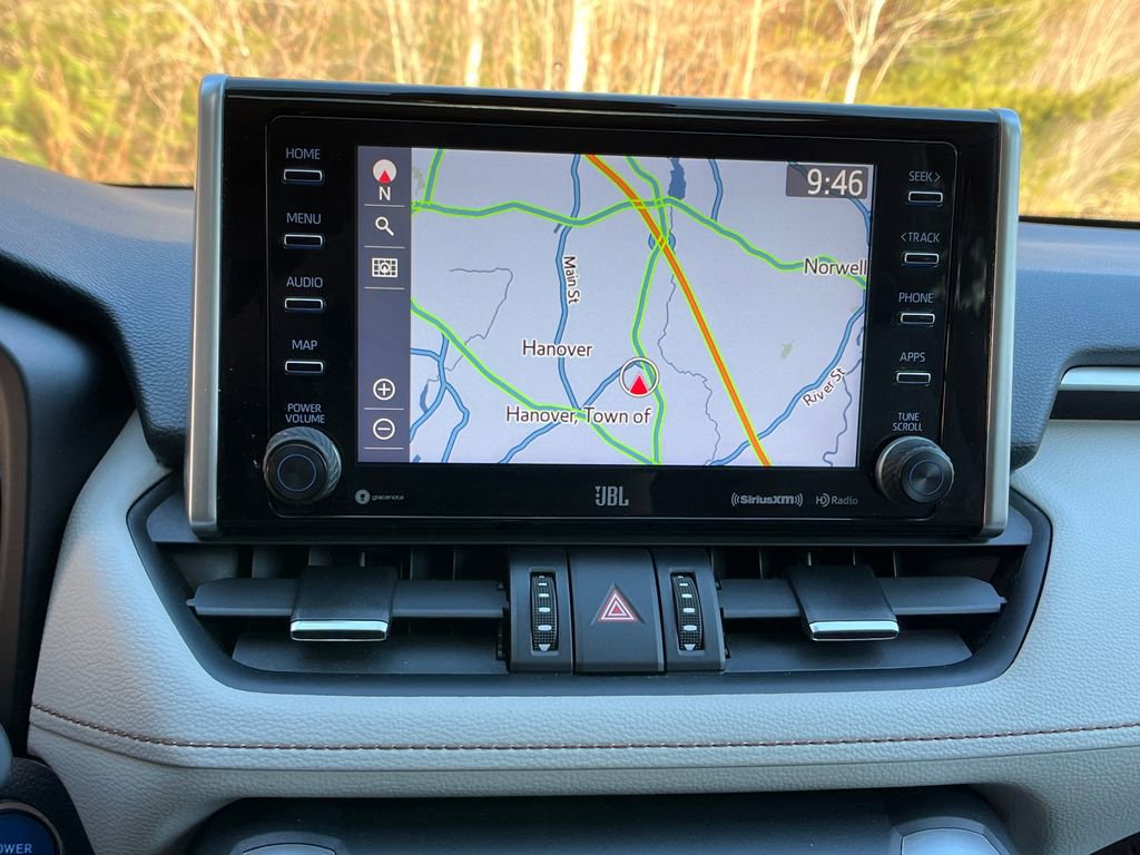 Used 2021 Toyota RAV4 Limited image 18