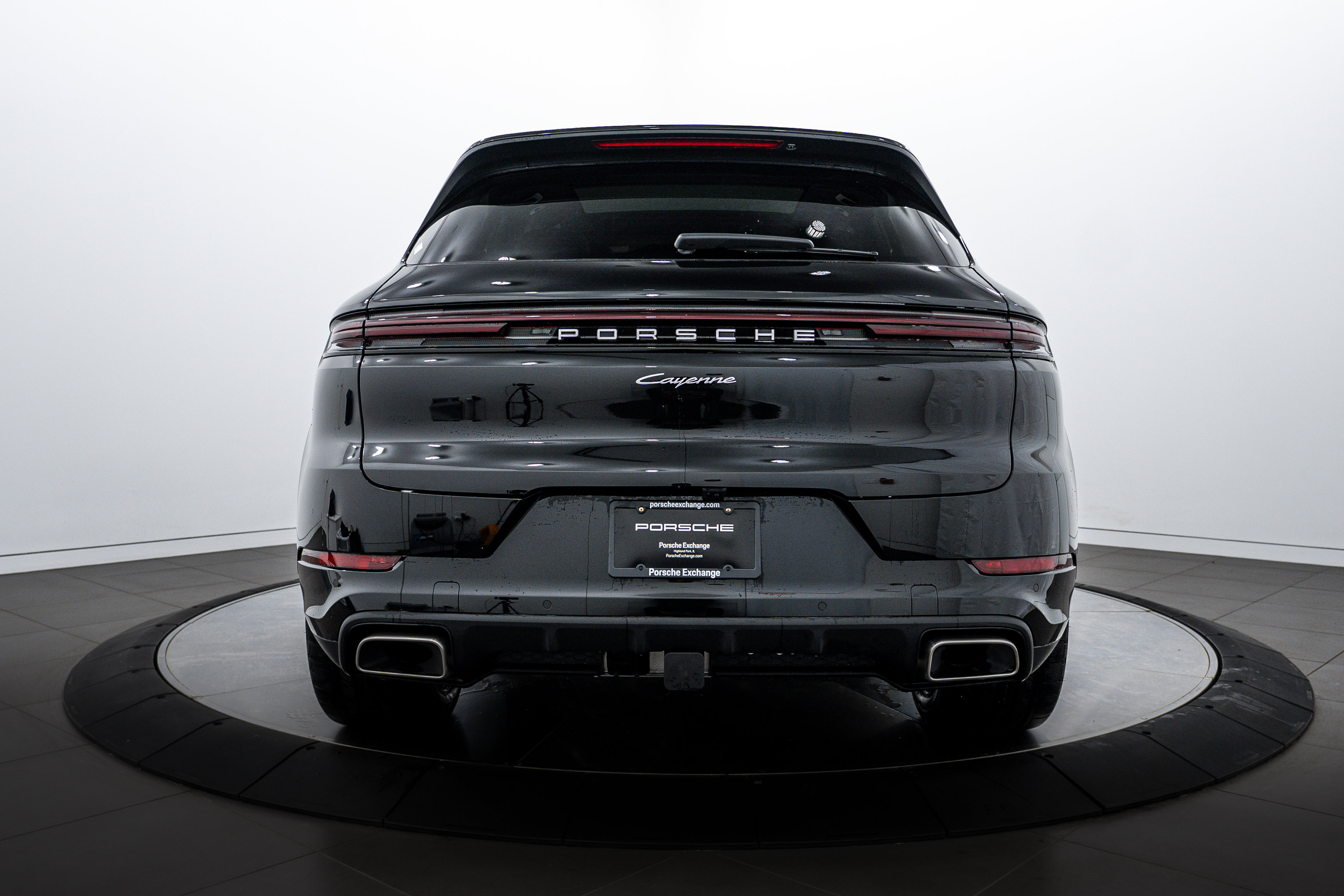 Certified 2026 Porsche Cayenne image 6