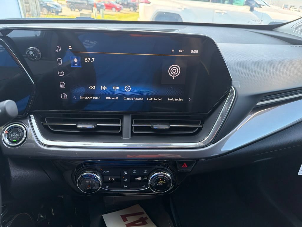 New 2026 Chevrolet Trax ACTIV w/ Driver Confidence Package FWD image 13