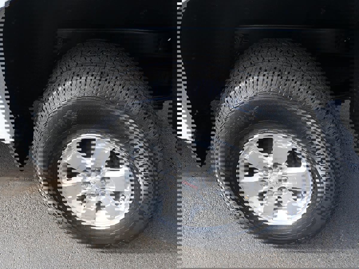 Used 2016 GMC Canyon W/T image 34