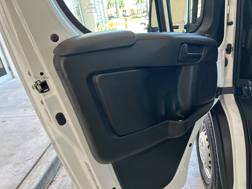 Used 2024 RAM ProMaster 3500 w/ Delivery Van Package image 31