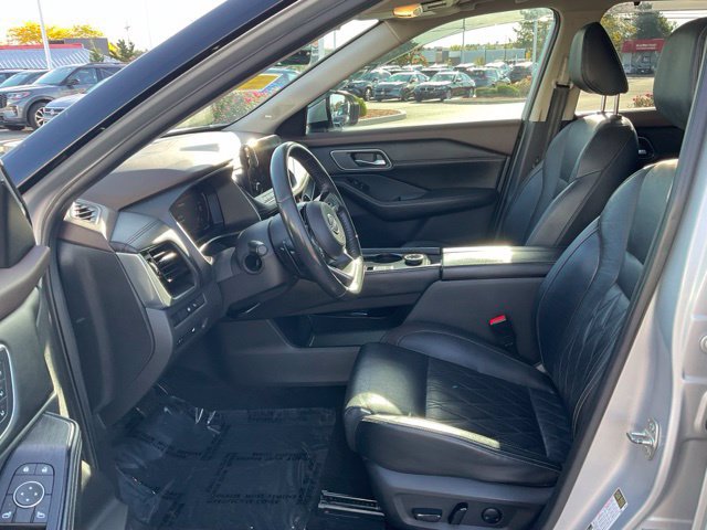 Used 2022 Nissan Rogue Platinum w/ Head-Up Display Package AWD/4WD image 13