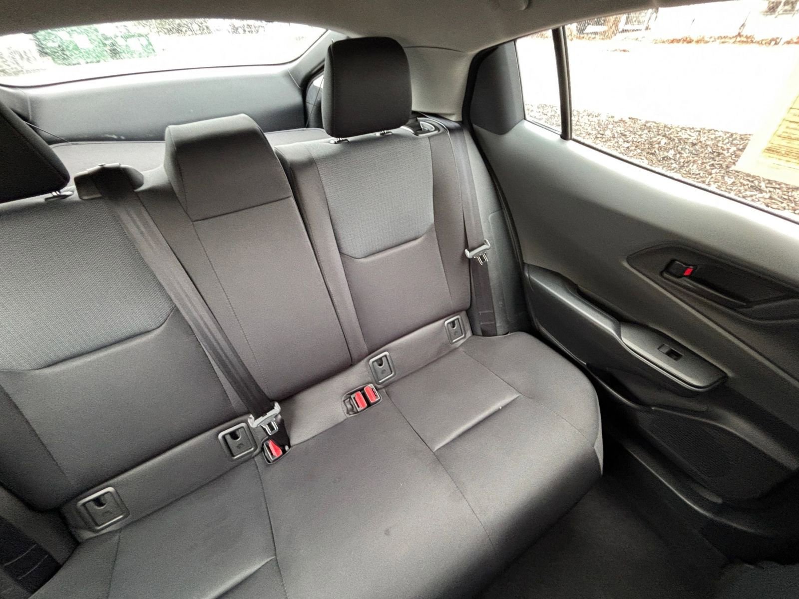 Used 2025 Toyota Prius LE image 35