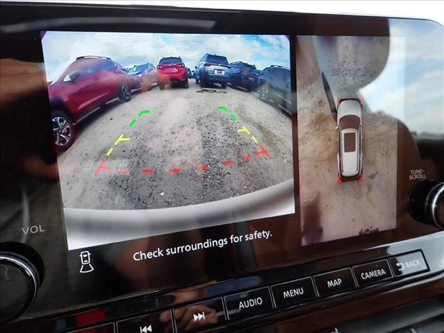Used 2023 Nissan Pathfinder Platinum AWD/4WD image 25