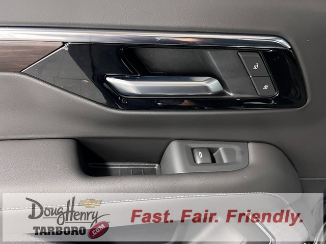 New 2026 Chevrolet Suburban LT w/ Comfort Package image 33