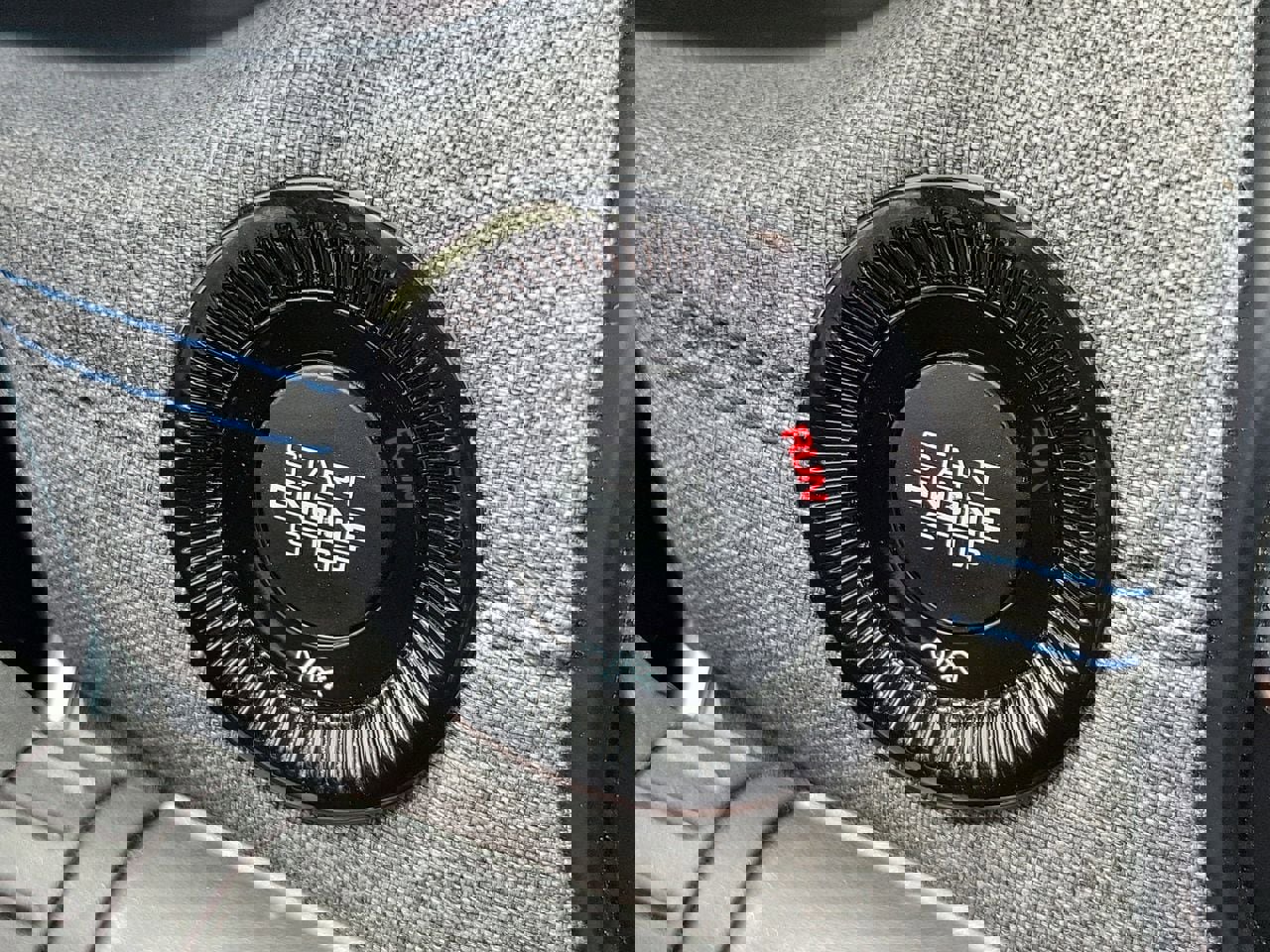 Used 2025 Jeep Compass Latitude w/ Sun & Sound Group AWD/4WD image 30