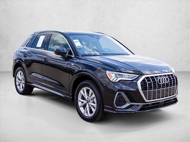 Used 2025 Audi Q3 2.0T Premium AWD/4WD image 3