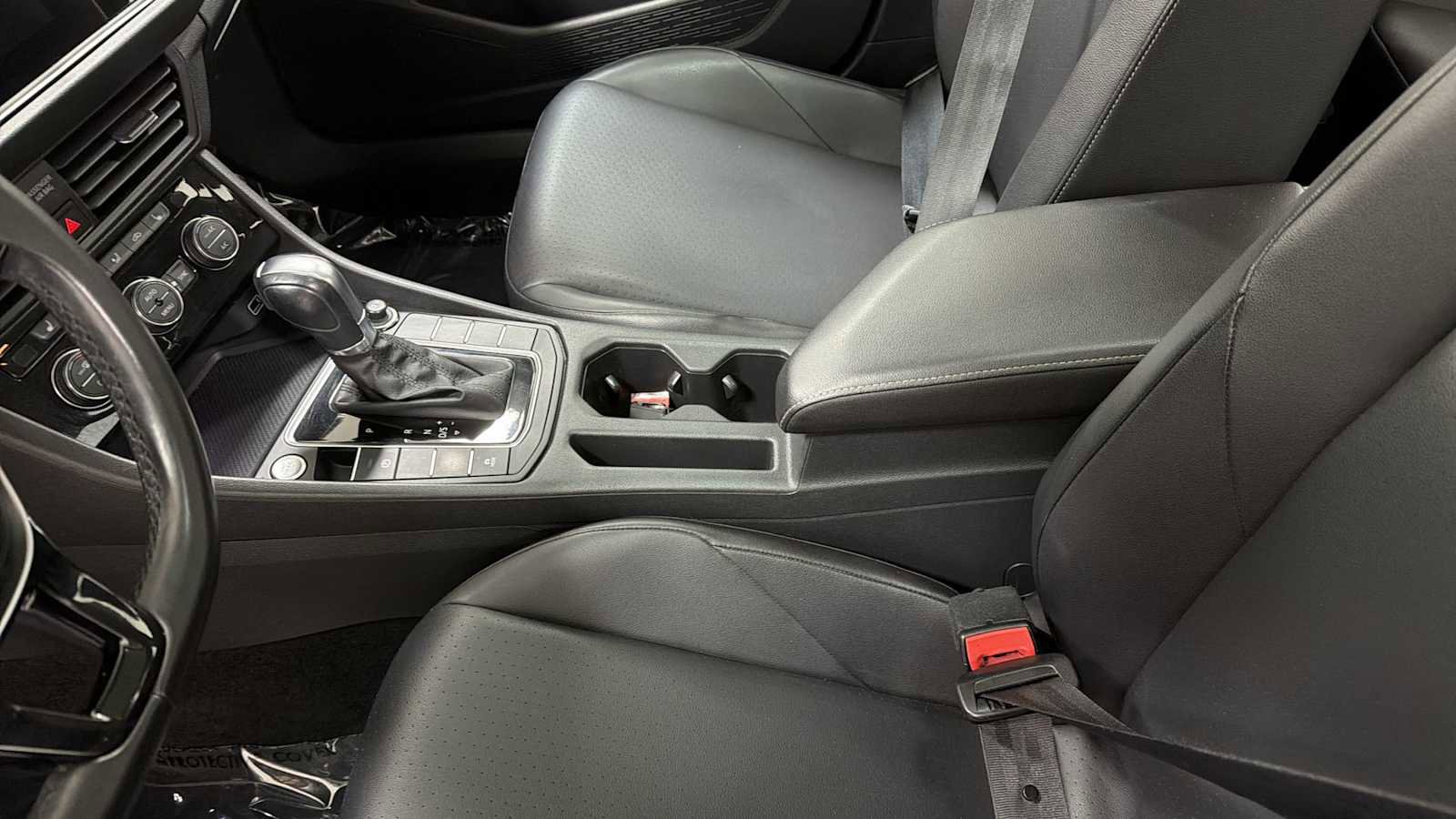 Used 2019 Volkswagen Jetta SEL FWD image 22