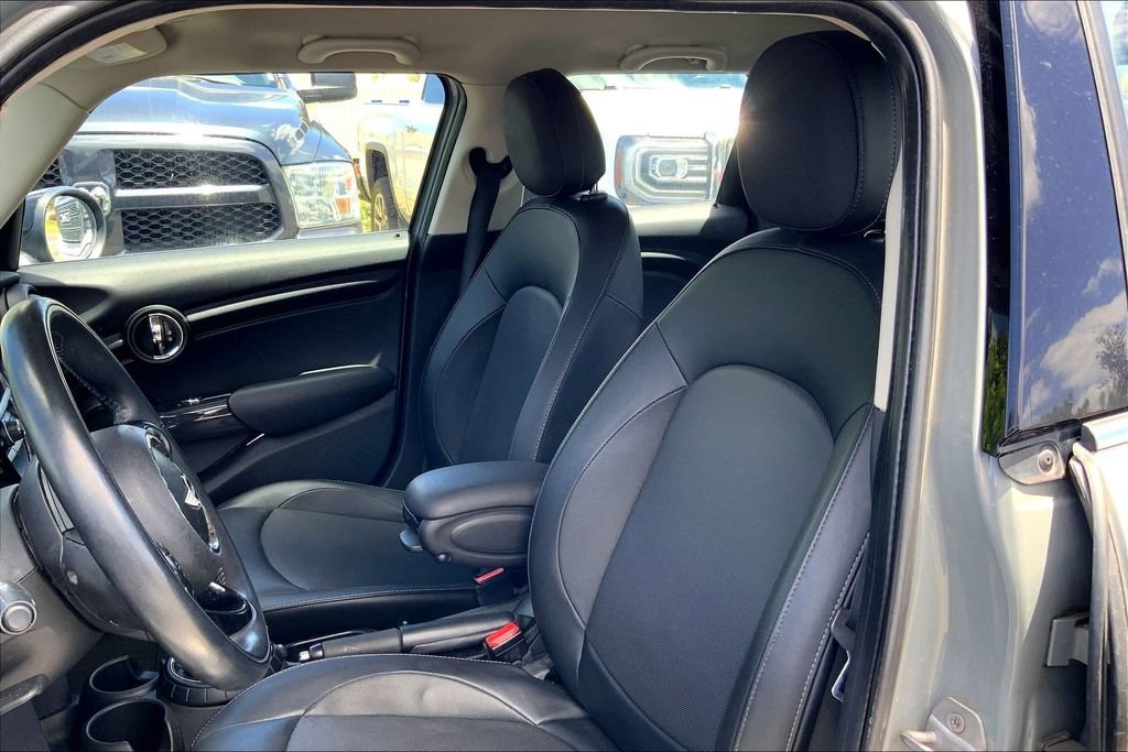 Used 2016 MINI Cooper 4-Door Hardtop FWD image 15