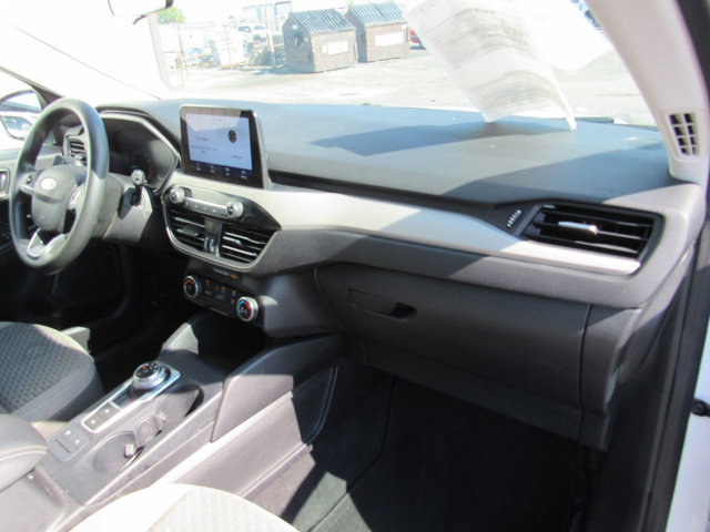 Used 2021 Ford Escape SE FWD image 15