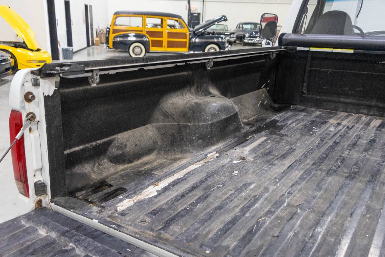 Used 1997 Ford F350 2WD Regular Cab image 34