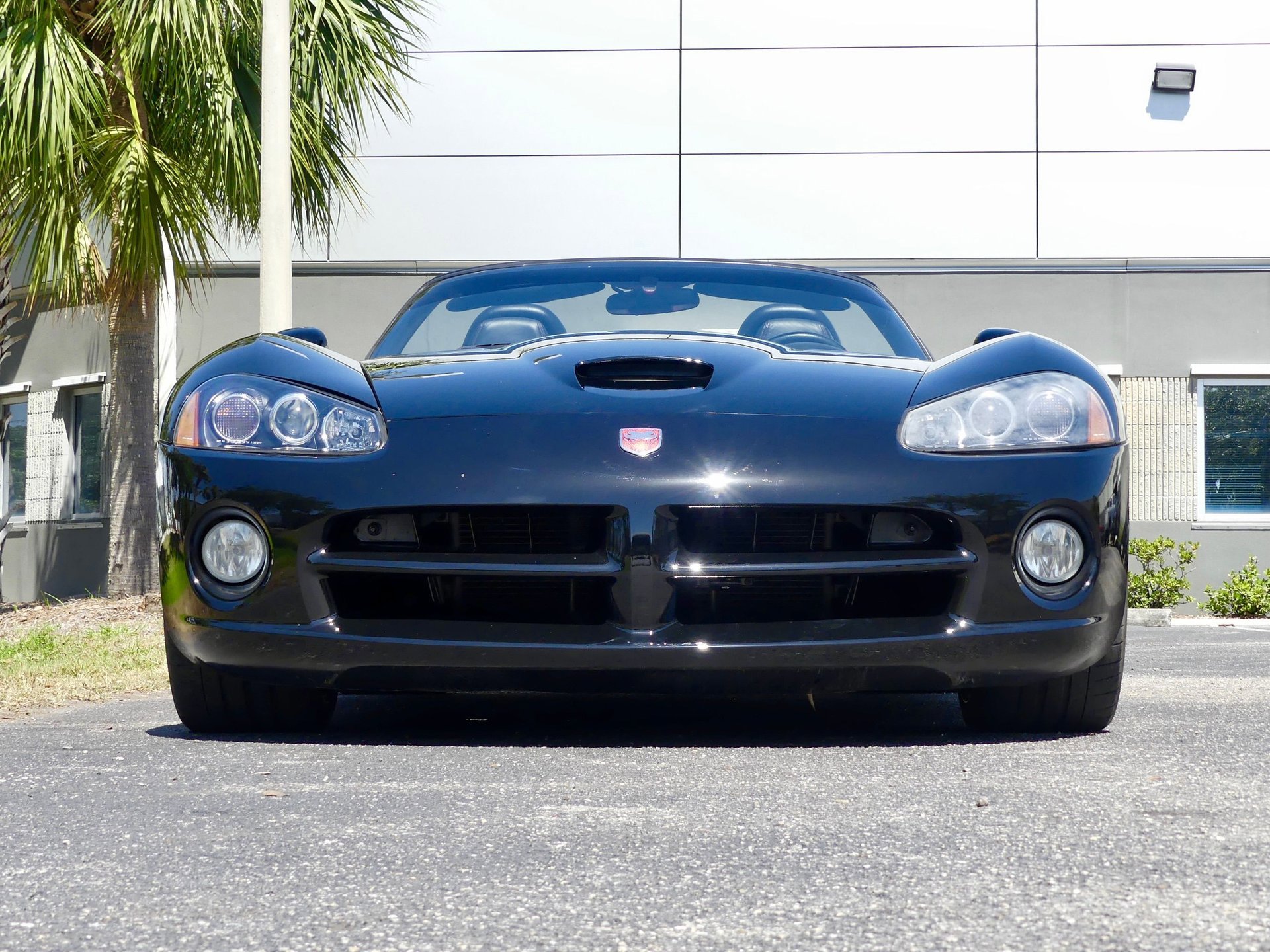 Used 2004 Dodge Viper SRT-10 image 29
